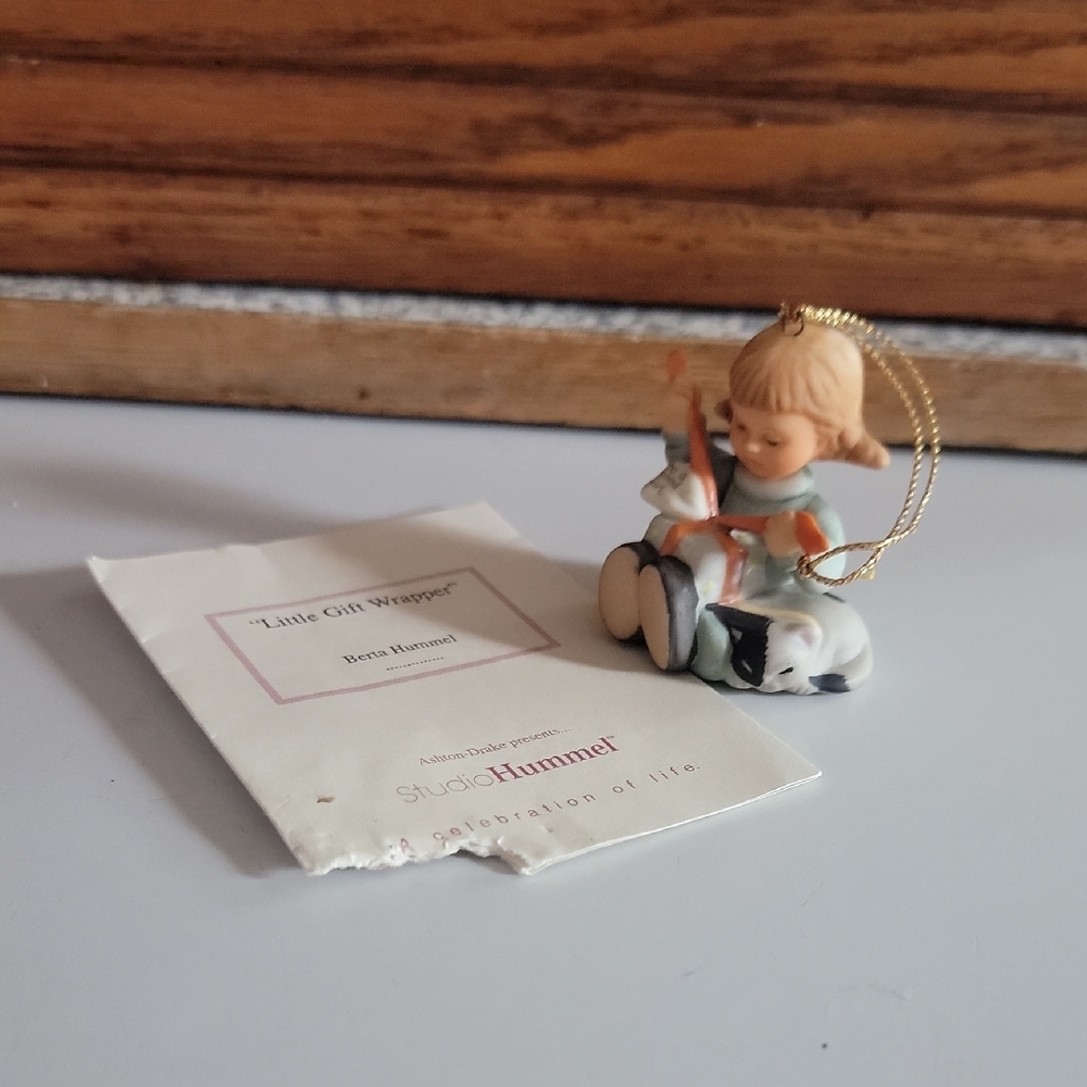 Hummel Little Girl Ornament Gift Wrapper Goebel